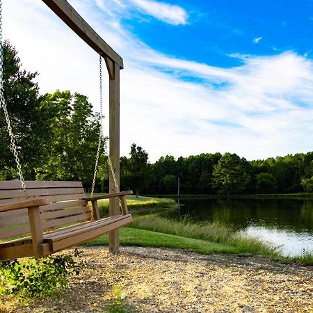 Moon Lake Farm Chesterville Exterior foto