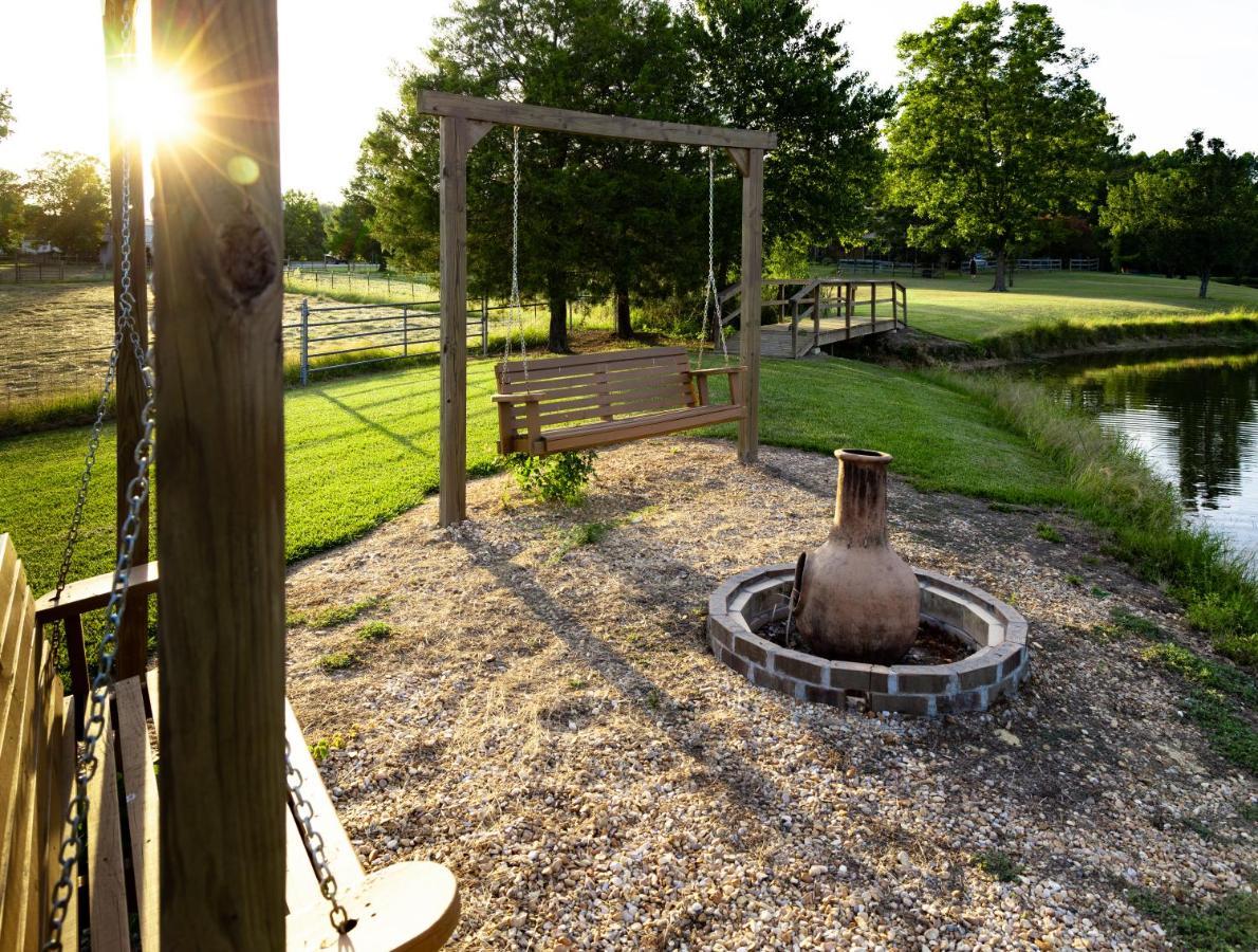 Moon Lake Farm Chesterville Exterior foto